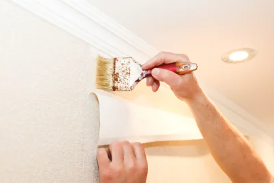 Pose de papier peint à Loueuse — revêtements muraux et toiles de verre